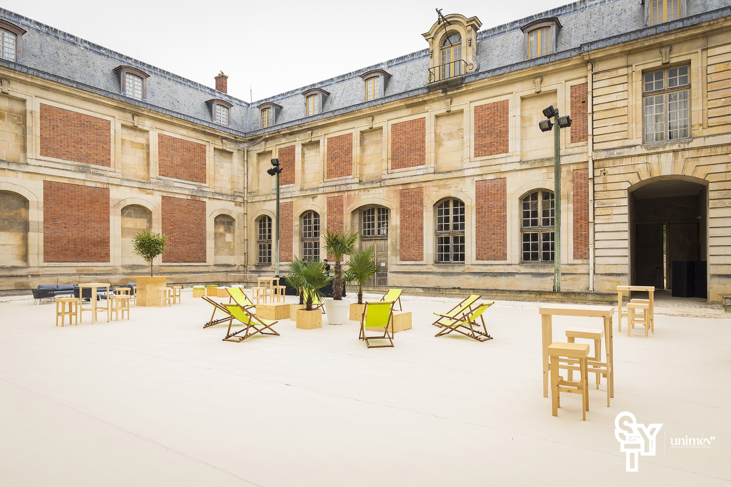 Réception estivale à ciel ouvert à l’Académie Équestre de Versailles