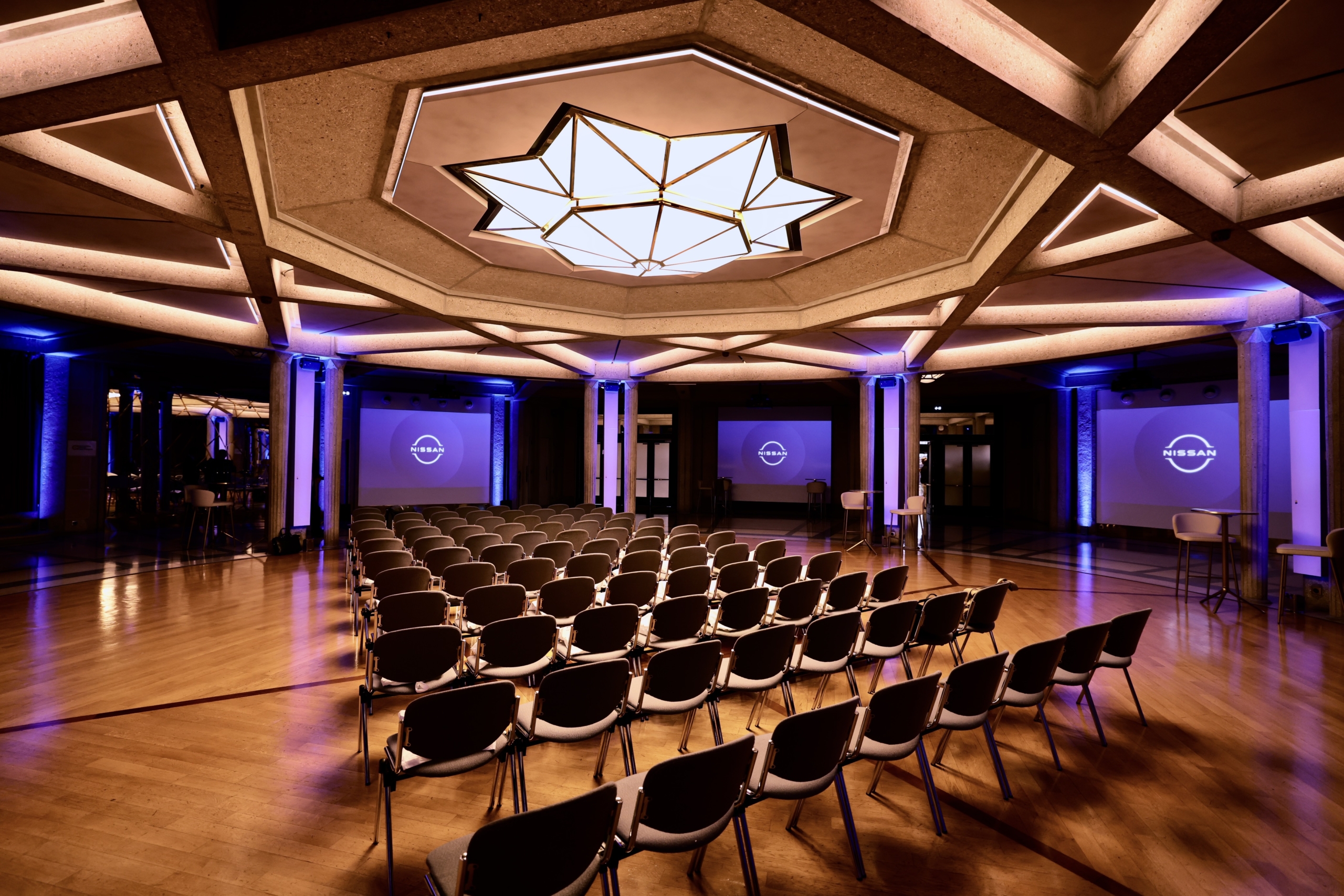 Vue immersive du Manège en configuration cocktail – 450 personnes debout